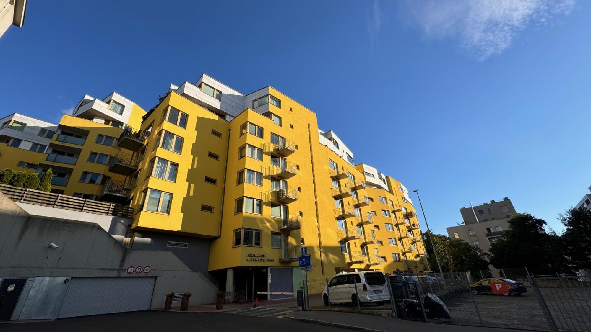 Rezidence Jeseniova Prague Appartement Buitenkant foto